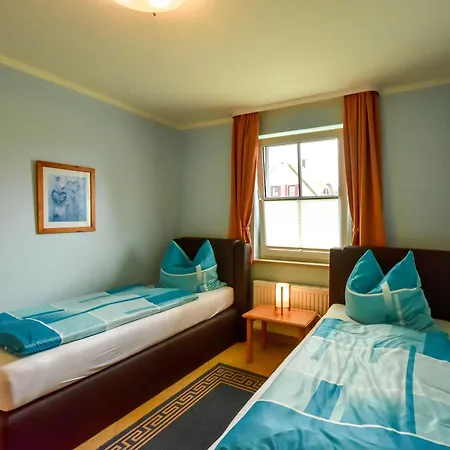 Boddenblick Im Eg - Mit Blick Auf Den Breetzer Bodden * Vieregge