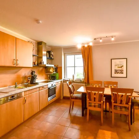 Boddenblick Im Eg - Mit Blick Auf Den Breetzer Bodden * Vieregge